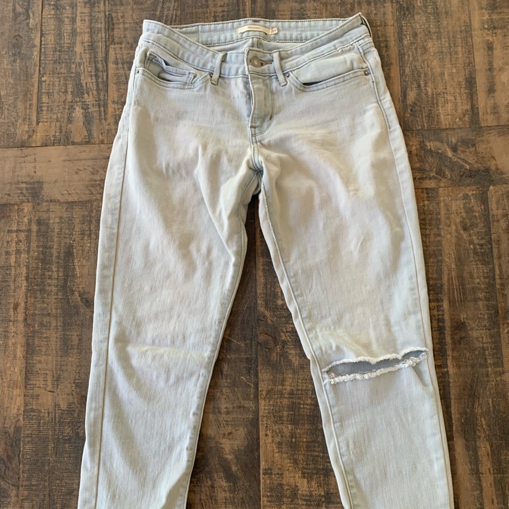 Levi’s 711 Skinny Jeans